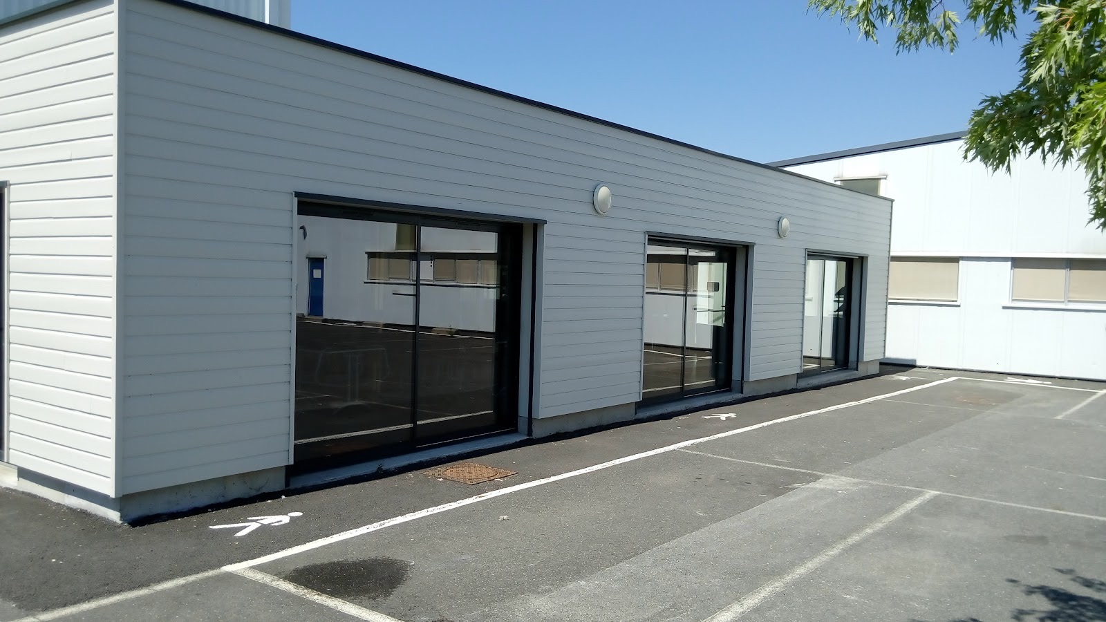 Locaux professionnels et travaux intérieurs pour gestionnaires en Haute-Savoie